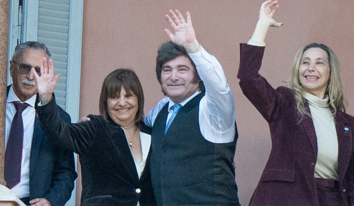 Political Tensions Rise in Argentina: Internal Disputes and Economic Uncertainty