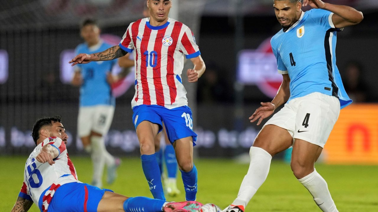 Ronald Araujo Travels to Barcelona for Injury Treatment, Doubtful for Uruguay’s World Cup Opener