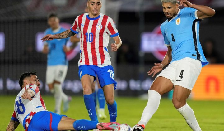 Ronald Araujo Travels to Barcelona for Injury Treatment, Doubtful for Uruguay’s World Cup Opener