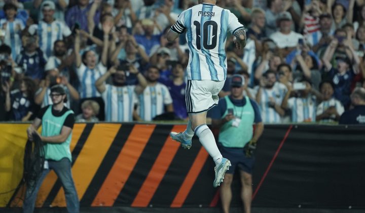 Messi Sends Message of Unity Ahead of Argentina’s World Cup Debut