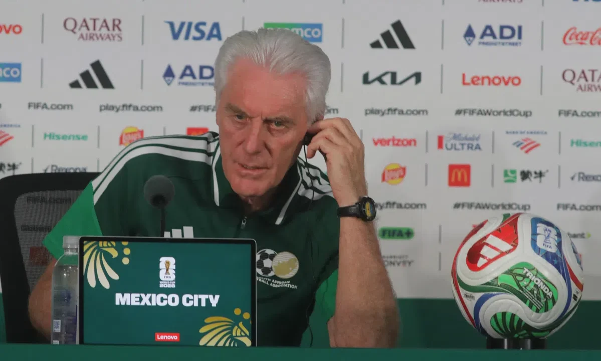 Broos Defends South Africa’s Performance Despite World Cup Loss to Mexico