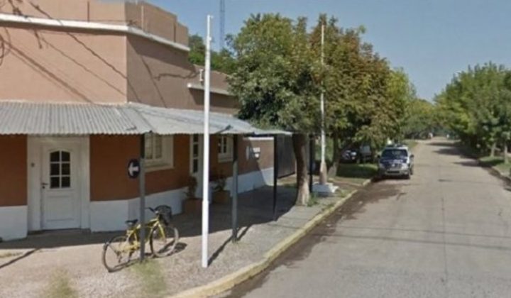 Policía Muerto y Otro Herido en Tiroteo Tras Presentación de Sospechoso en Comisaría de Luján