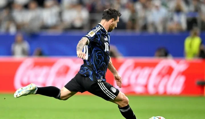 Messi Sets New World Cup Record as Argentina Dominates Group J; Austria and Algeria Advance