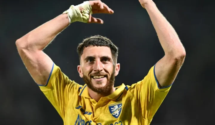 Lazio Interested in Frosinone Winger Fares Ghedjemis Amidst Transfer Market Constraints