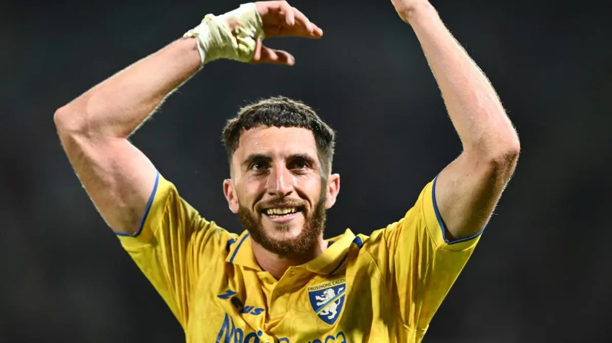 Lazio Interested in Frosinone Winger Fares Ghedjemis Amidst Transfer Market Constraints