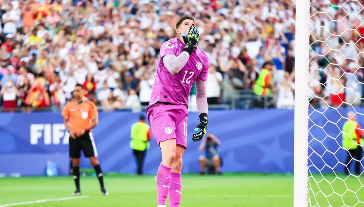 Orlando Gill: The Paraguayan Goalkeeper Who Silenced a Legend to Reach World Cup Stardom