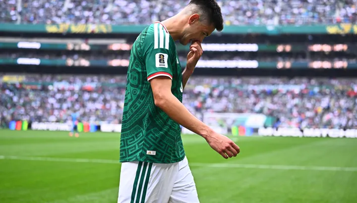 Mexico Faces Centre-Back Conundrum After Montes Red Card