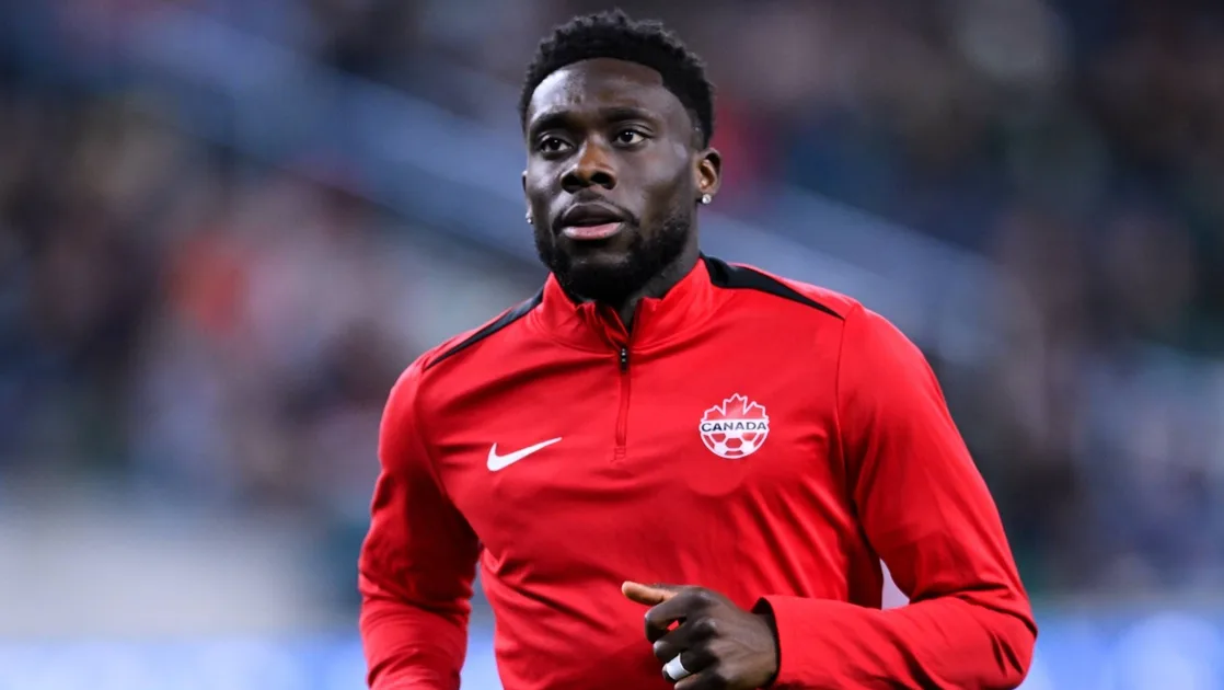 Alphonso Davies Offers Hope for Early World Cup Return