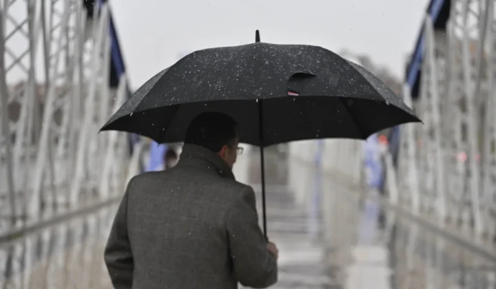 España se prepara para lluvias y tormentas: la AEMET advierte de un cambio de tendencia meteorológica