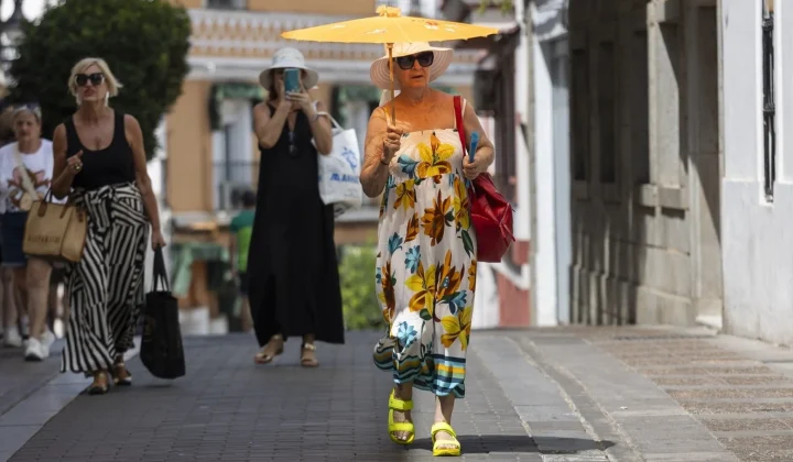 Pronóstico del tiempo en Zaragoza: Sol, chubascos y calor en el Valle del Ebro