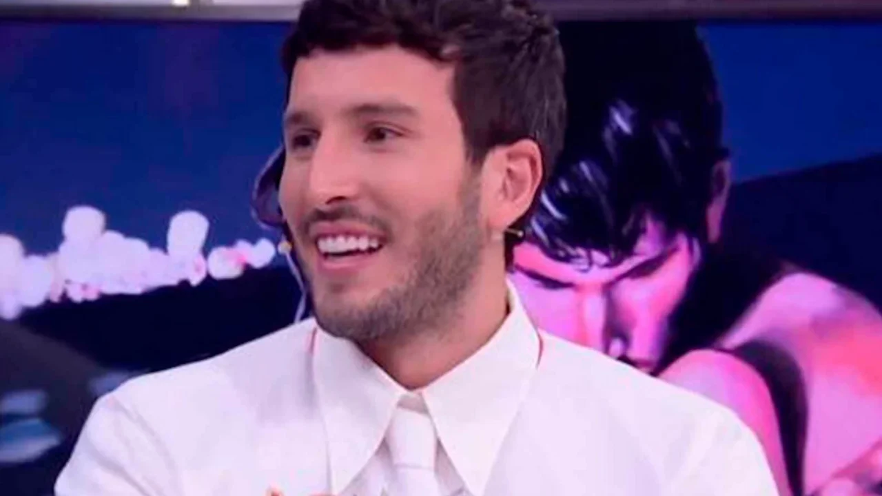 Sebastián Yatra Confesses Enduring “Mini Crush” on Ariana Grande