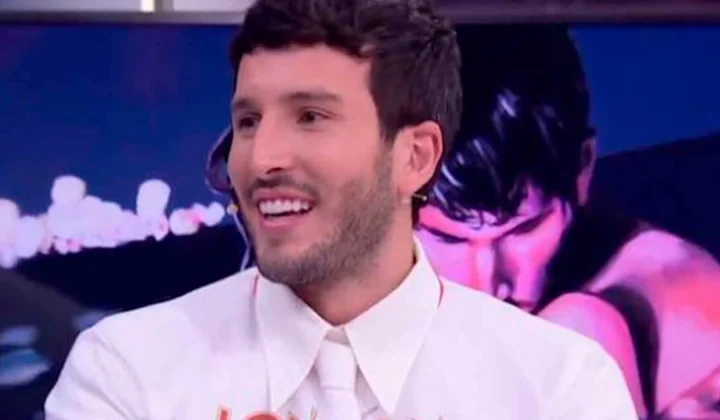 Sebastián Yatra Confesses Enduring “Mini Crush” on Ariana Grande