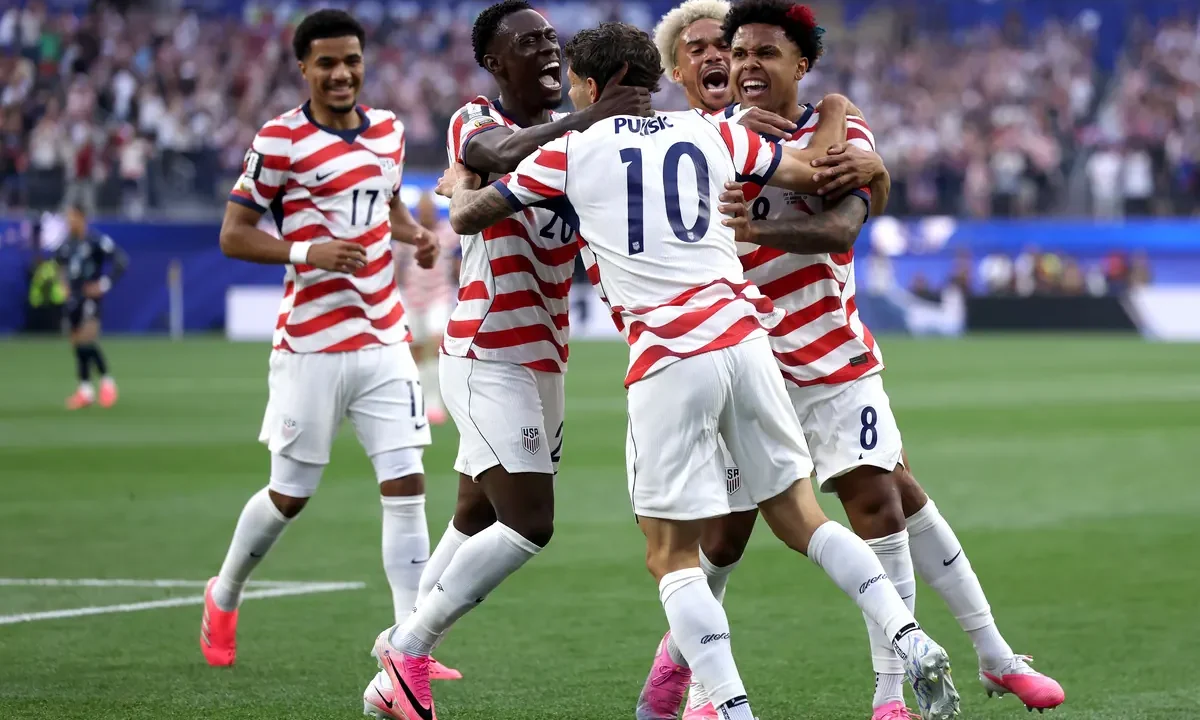 McKennie and Pulisic Involved as USA Takes Early Lead Against Paraguay in World Cup Opener
