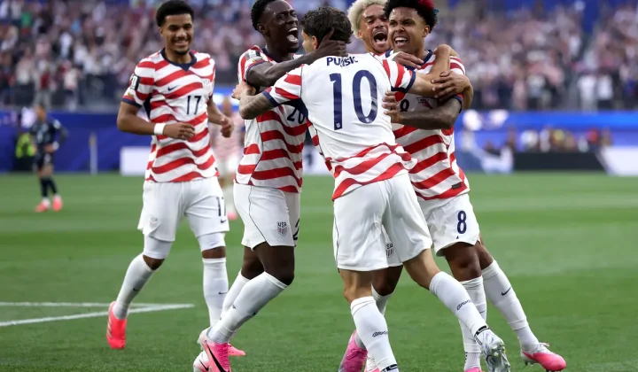 McKennie and Pulisic Involved as USA Takes Early Lead Against Paraguay in World Cup Opener