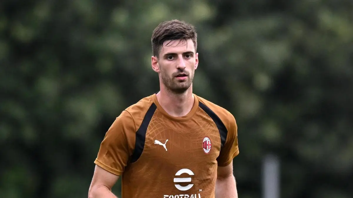 Gabbia: Leao Will Give His Best While at Milan – Those Who Stay Must Prioritise the Team