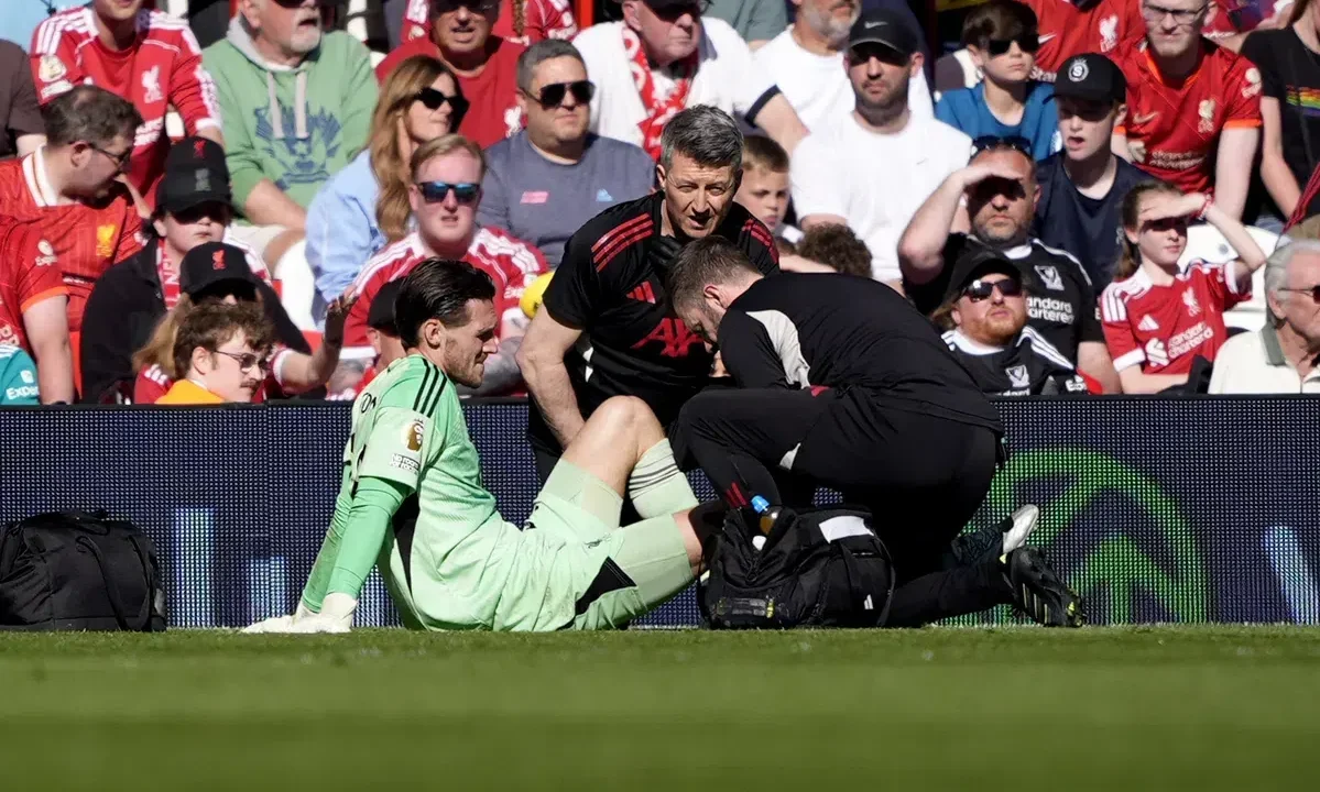 English Football Set to Test Rule That Punishes Goalkeepers for Faking Injuries
