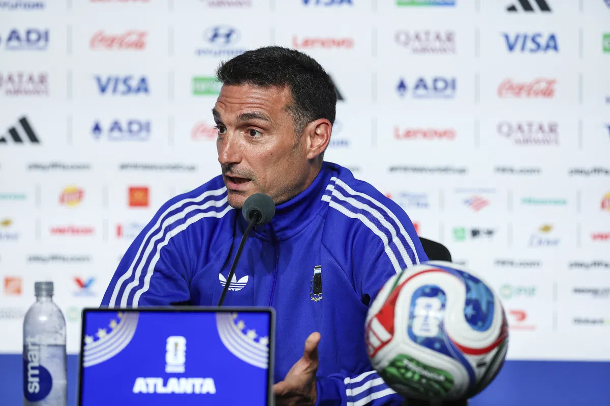 Argentina national football team coach Lionel Scaloni