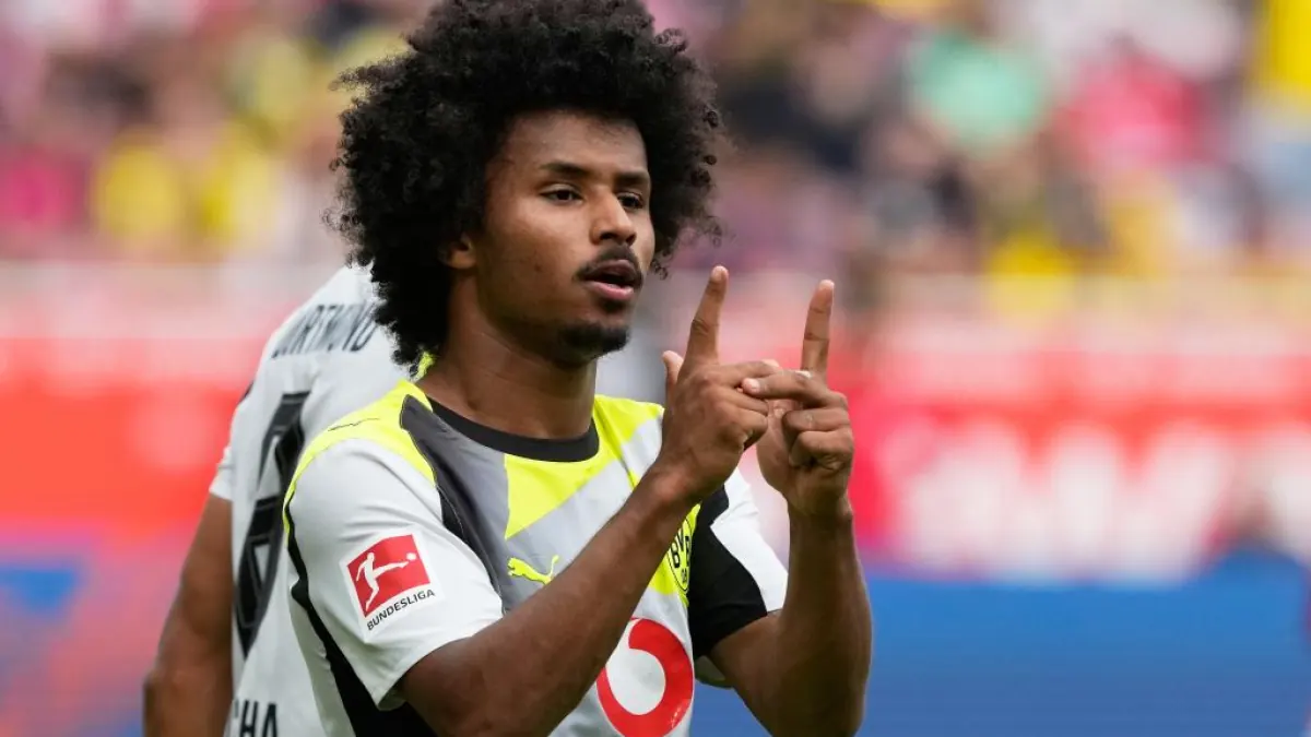 Barcelona Reaches Verbal Agreement with Karim Adeyemi, Negotiations Underway with Dortmund