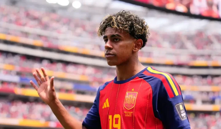 Messi Praises Lamine Yamal Ahead of Historic Finalissima Clash