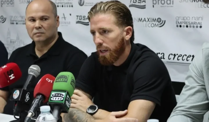 Iker Muniain Confirms San Lorenzo Contact as He Starts Salamanca Coaching Role