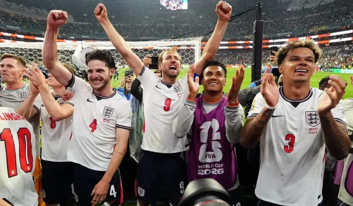 England Triumphs in World Cup Thriller Against Mexico at the Azteca