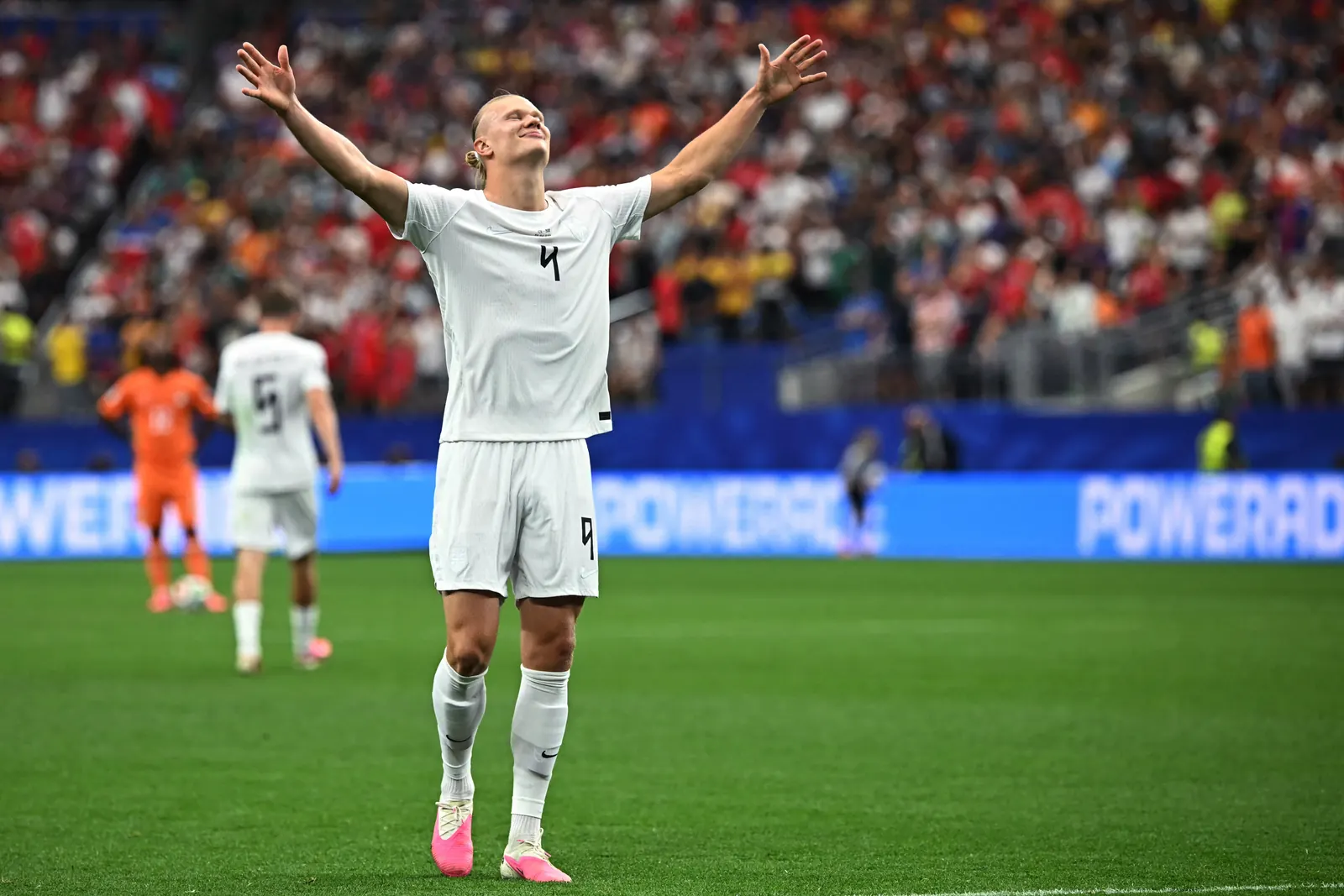 Erling Haaland celebrates scoring a goal for Norway at the FIFA World Cup 2026.