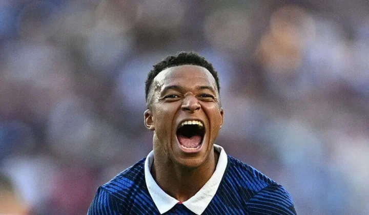 France ready for ‘war’ at World Cup after ‘disgraceful’ Paraguay tactics