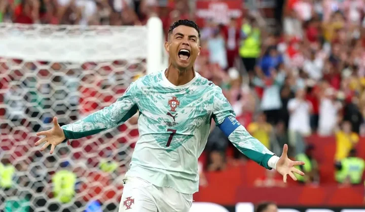 Ronaldo Scores First World Cup Knockout Goal as Spain Impresses on Day 22