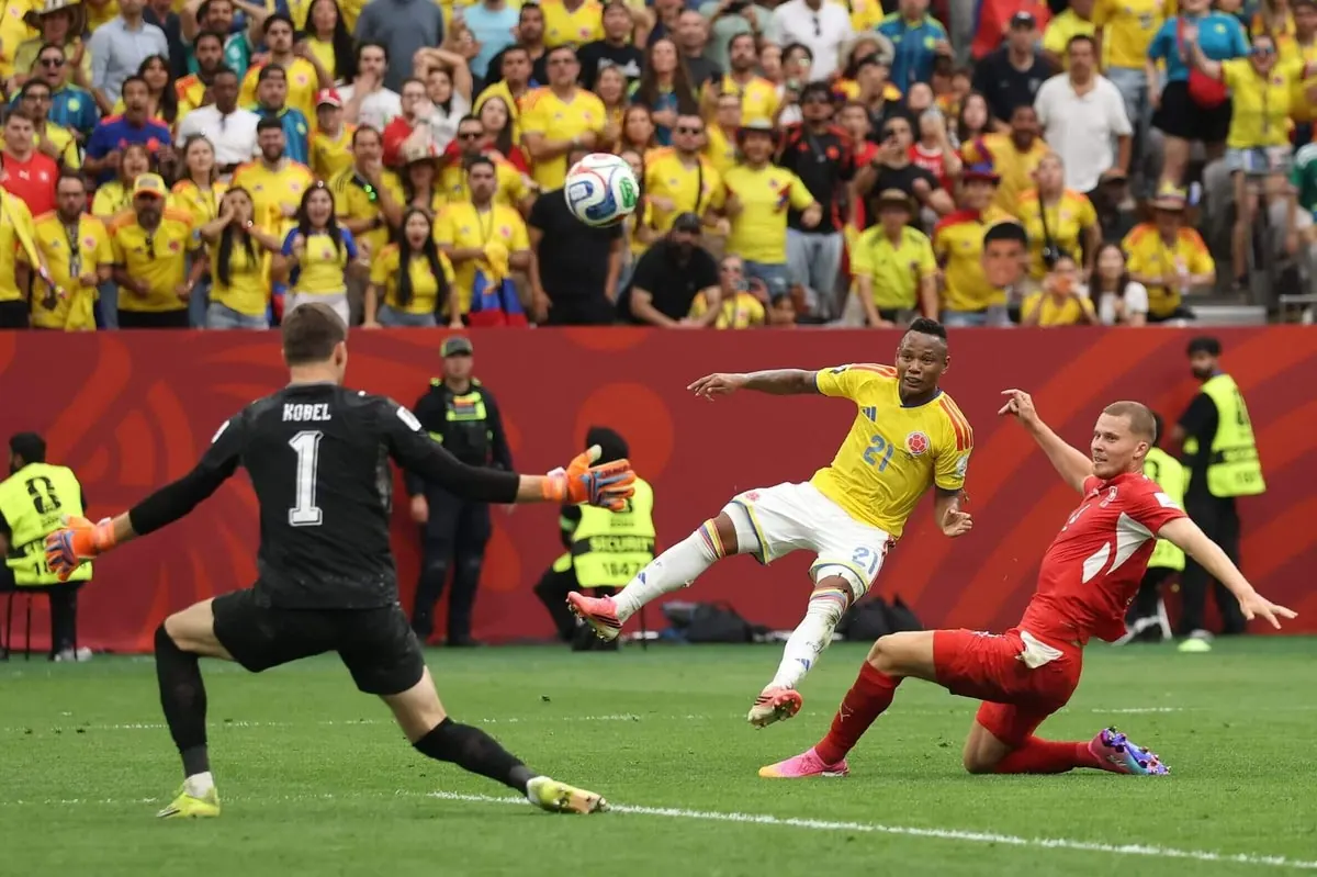 Jaminton Campaz, Colombian national team forward, during a match.