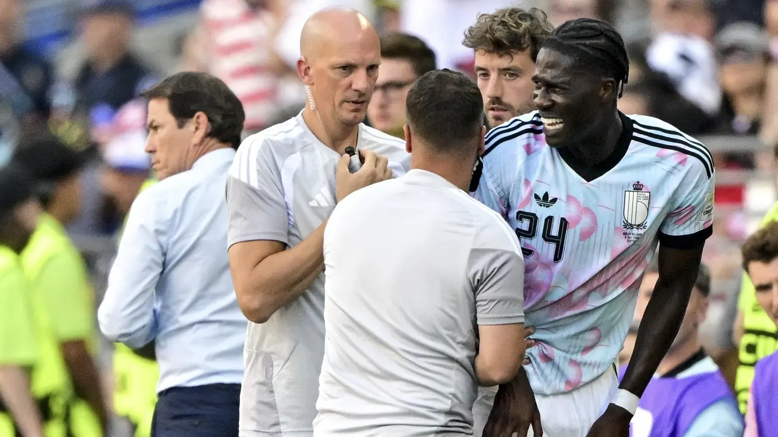 Amadou Onana in action for the Belgium national football team.