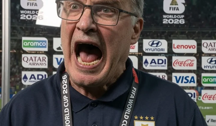 Marcelo Bielsa Explains Viral Outburst After Uruguay’s World Cup Exit: “Overwhelmed by Pain