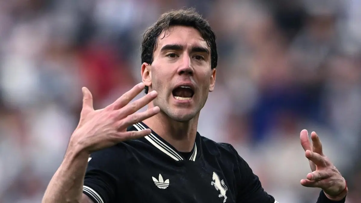 Juventus Reportedly Considering Vlahovic Return Amidst Kolo Muani and Kessié Pursuits