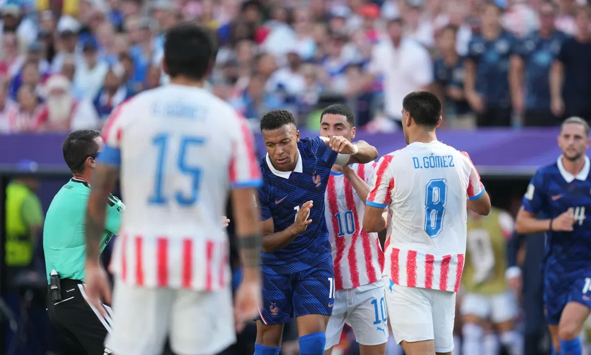 Mbappé Penalty Secures France’s Hard-Fought Victory Over Paraguay, Setting Up Morocco Clash