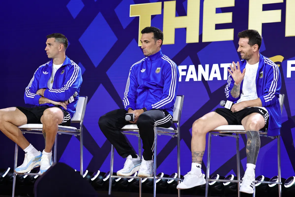 Lionel Scaloni, the Argentina national football team coach, speaking at a press conference.