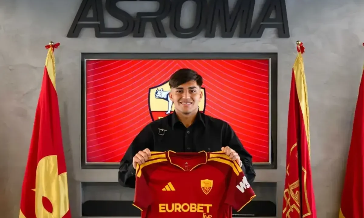 Official: Roma Sign Santiago Castro from Bologna in €35m Deal
