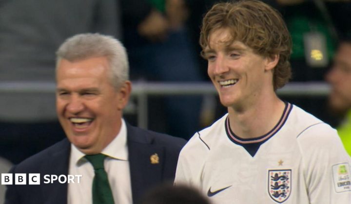 England’s Gordon Downplays Expletive Exchange with Former Mexico Manager