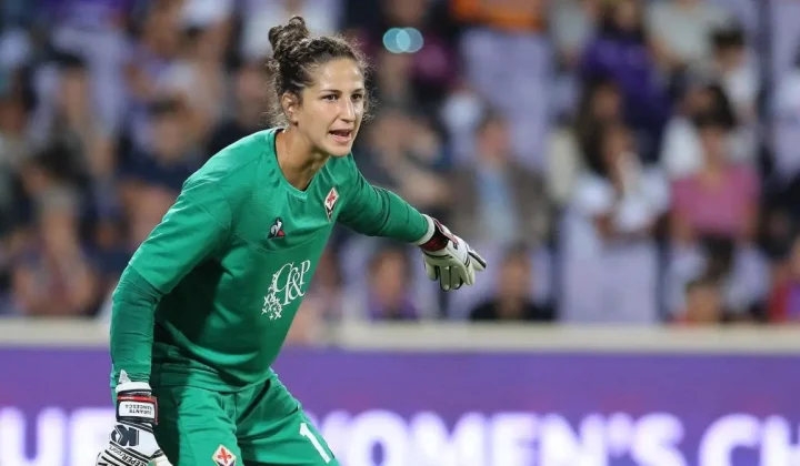 Como 1907 Femminile Signs Experienced Goalkeeper Francesca Durante
