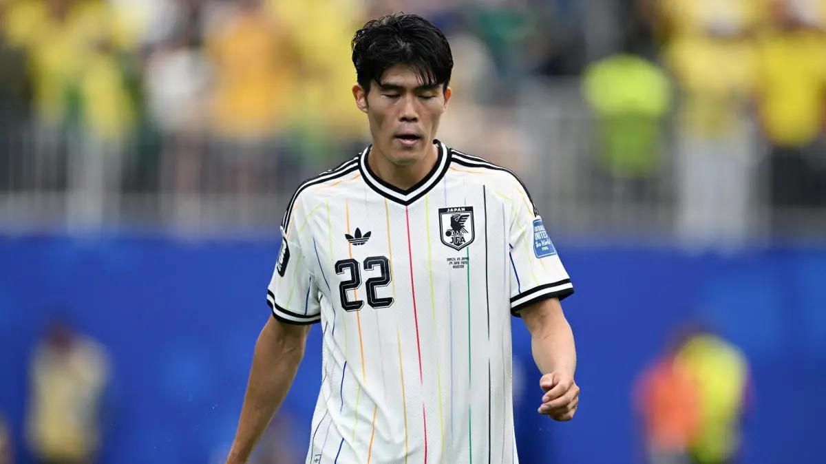 Sassuolo Eyes Free Transfer for Takehiro Tomiyasu Amidst Venezia Interest