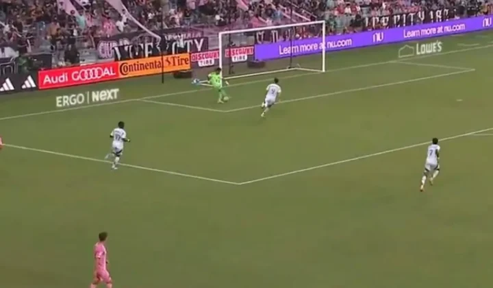 Inter Miami goalkeeper Rocco Ríos Novo punished by own-goal error against Chicago Fire