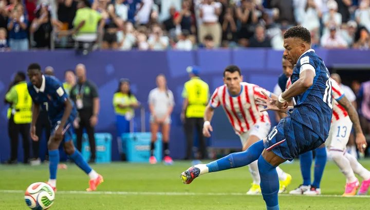 Desire Doue’s Impact Seals France’s World Cup Quarter-Final Berth Against Paraguay