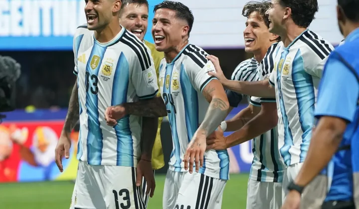 Five Argentina Players Listed in FIFA World Cup Team Vote, Ole Reports