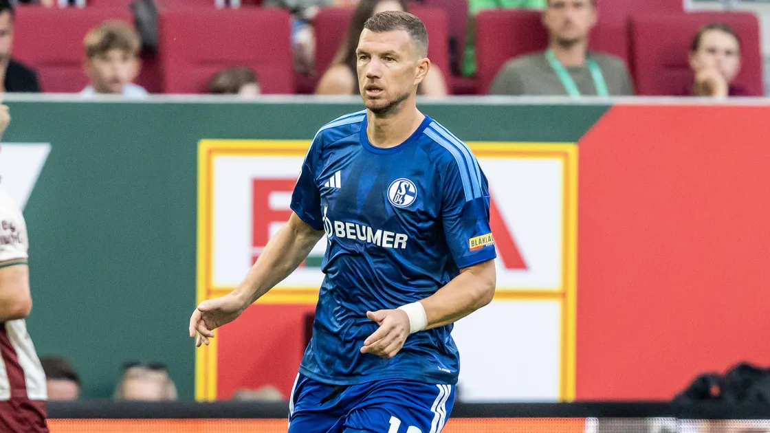 Edin Džeko Returns to Bundesliga After 15 Years, Sets Record with Schalke Comeback